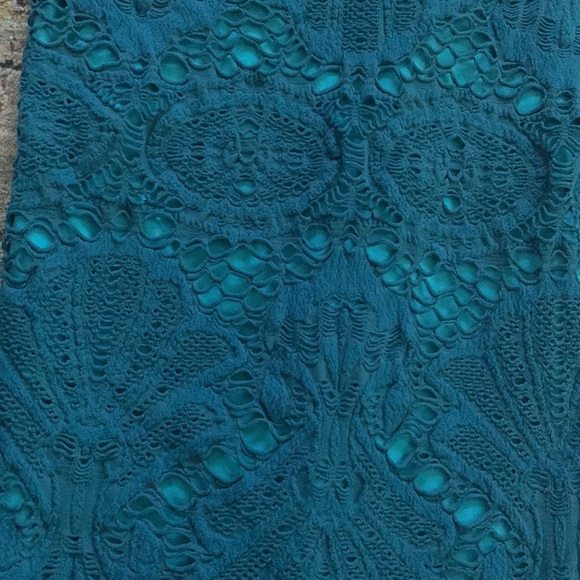 FREE PEOPLE LACE BODYCON DRESS - Picture 6 of 10